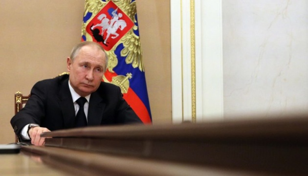 Путін дає вказівки. CNN дізналося про серйозні розбіжності генералів Кремля по Україні